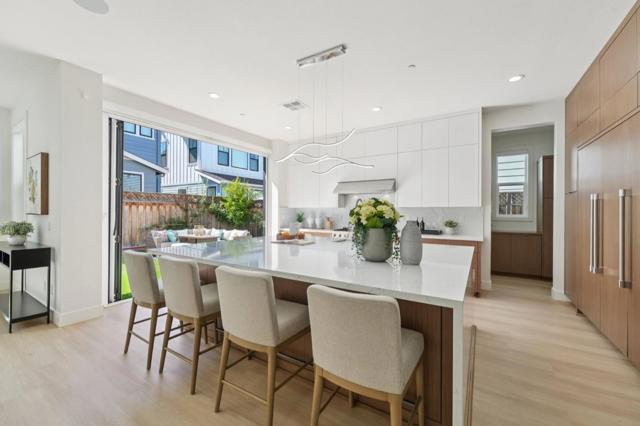 709 Vinemaple Terrace, Sunnyvale CA: https://media.crmls.org/mediaz/713b6f8f-67c4-405e-8abf-dfb976ad2df5.jpg