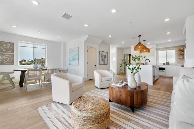 Detail Gallery Image 22 of 42 For 310 Chinquapin Ave, Carlsbad,  CA 92008 - 4 Beds | 3/1 Baths