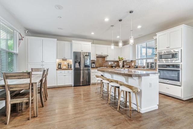 2700 St Regis Avenue, Brentwood CA: https://media.crmls.org/mediaz/713c1f20-a41d-4d4e-ac11-e43bd14bb5ff.jpg