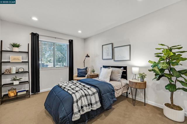 3716 Mesa Vista Dr, San Ramon CA: https://media.crmls.org/mediaz/713c8e21-b421-4680-902b-18bca98b608e.jpg