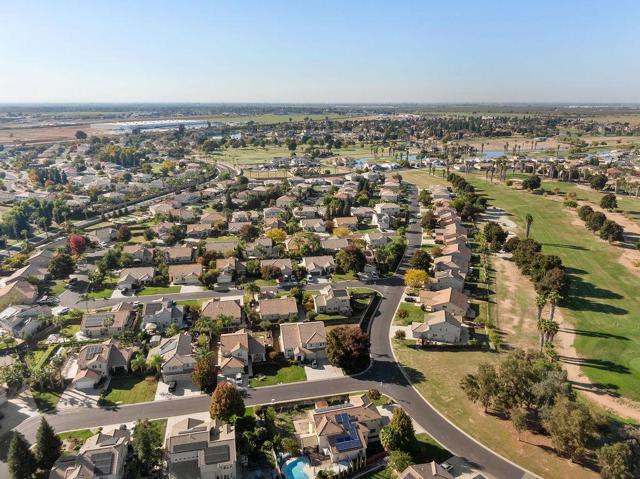 11447 Mirage Drive, Chowchilla CA: https://media.crmls.org/mediaz/713cc228-9a40-495b-95d3-5462dc698eef.jpg