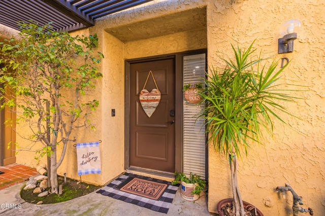 Detail Gallery Image 2 of 34 For 211 Linwood Ave #D,  Monrovia,  CA 91016 - 2 Beds | 2 Baths