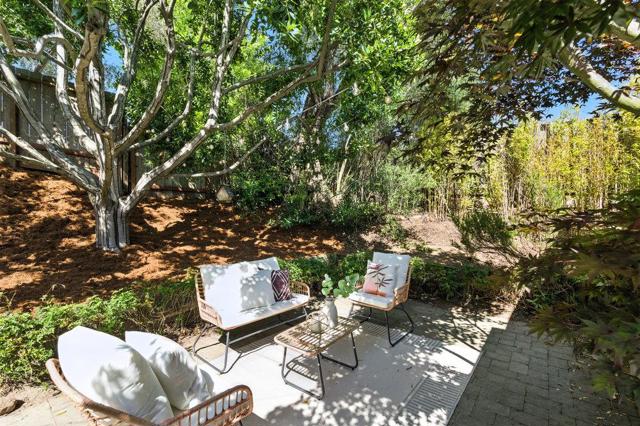 1884 Randall Road, San Mateo CA: https://media.crmls.org/mediaz/713e9cf7-8fb2-4814-b020-7456e3bafcf2.jpg