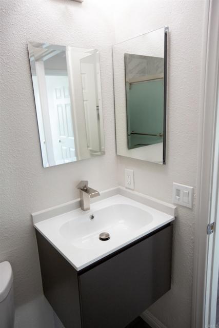 Image 10 of 40 For 1417 Grove Ave  4