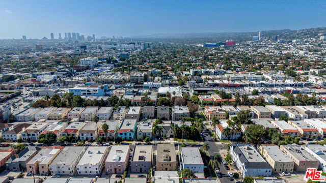358 N Ogden Drive, Los Angeles CA: https://media.crmls.org/mediaz/713f61eb-92ff-4bf5-8d15-936af6788d53.jpg