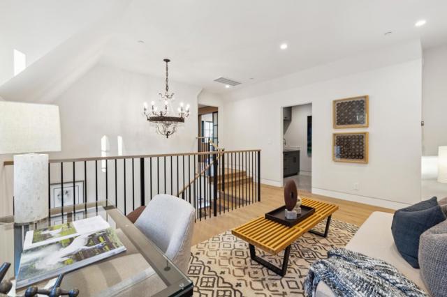 128 Elm Avenue, Burlingame CA: https://media.crmls.org/mediaz/713f7c33-fed6-4941-afb8-6fc64ee830b1.jpg