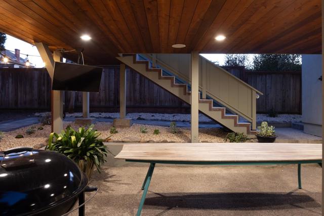 735 Bayview Avenue, Pacific Grove CA: https://media.crmls.org/mediaz/713fd42f-210a-4105-b24f-237f8fca83c5.jpg