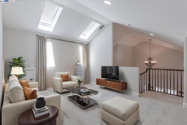 Image 50 of 60 For 2531 Leona Pl