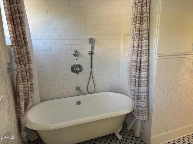 Detail Gallery Image 12 of 25 For 3128 Mills Ave, Glendale,  CA 91214 - 1 Beds | 1/1 Baths