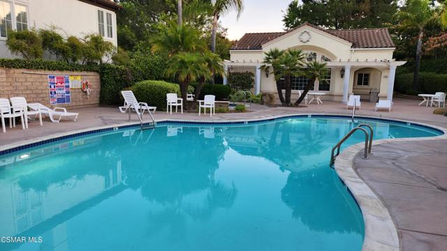 76 Boulder Creek Road, Simi Valley CA: https://media.crmls.org/mediaz/71438696-c218-464e-abfc-50f74f0e2f9d.jpg
