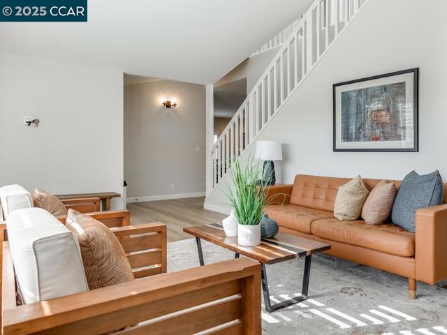 4430 Canyon Way, Martinez CA: https://media.crmls.org/mediaz/7144a6c3-13f3-4906-8b63-6aed5fb59013.jpg