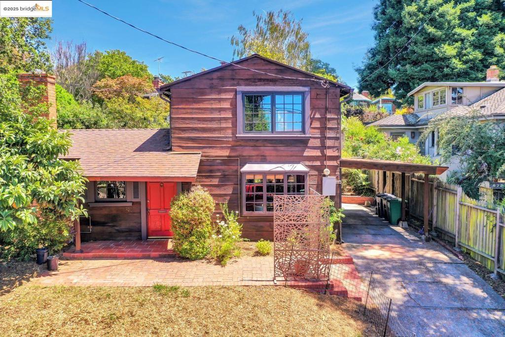 700 Coventry Rd