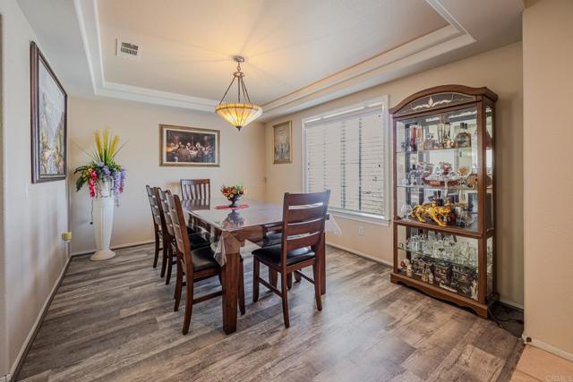 Detail Gallery Image 15 of 48 For 27288 Sierra Madre Dr, Murrieta,  CA 92563 - 4 Beds | 2/1 Baths