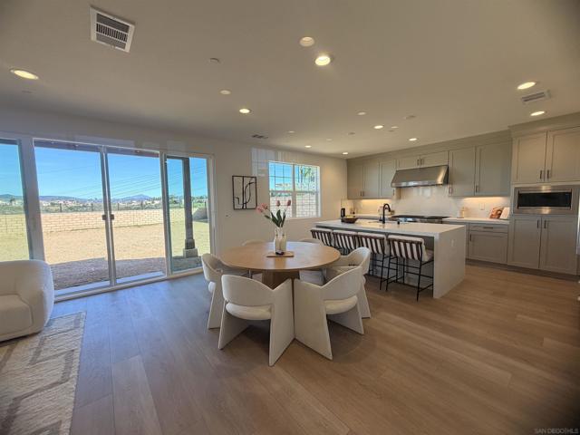 Image 4 of 33 For 11305 Caminito Rodar