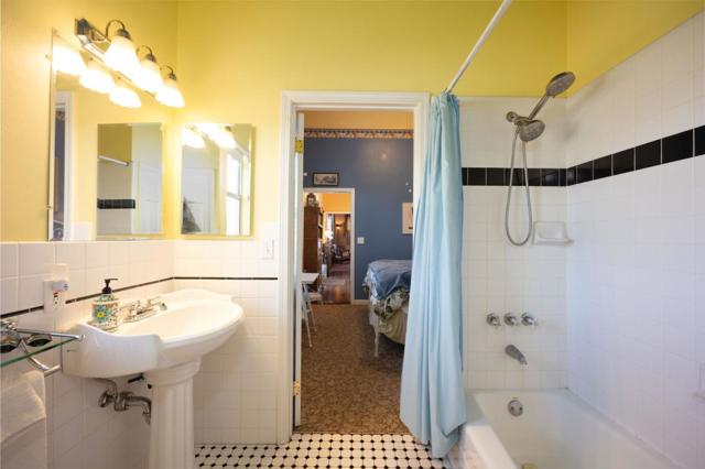 Image 25 of 62 For 393 Stage Road