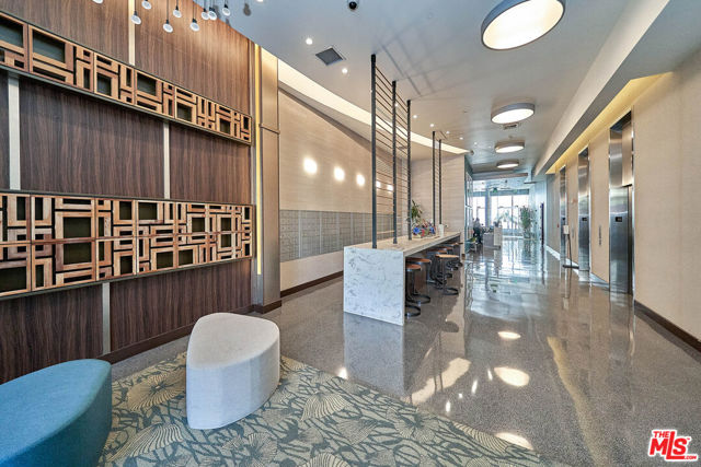3810 Wilshire Boulevard, Los Angeles CA: https://media.crmls.org/mediaz/714666a3-88af-4196-8ed5-2f19d0536bb8.jpg