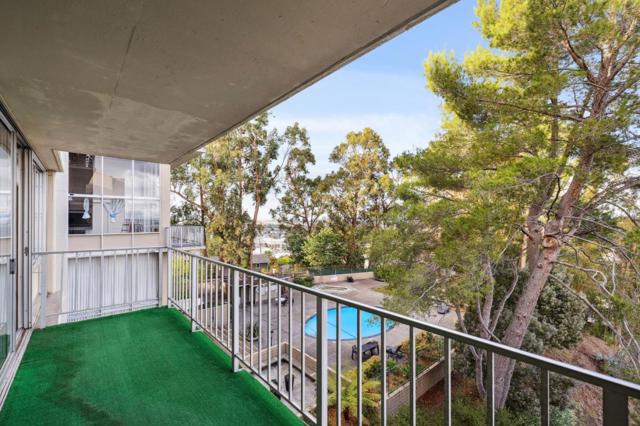 300 Davey Glen Road, Belmont CA: https://media.crmls.org/mediaz/714671d9-09fe-41e4-82b4-a04347214525.jpg