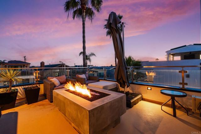 Detail Gallery Image 67 of 72 For 119 41st St, Newport Beach,  CA 92663 - 3 Beds | 5 Baths