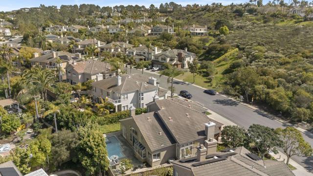 13675 Winstanley Way, San Diego CA: https://media.crmls.org/mediaz/7146b576-fe16-40be-bcb7-aac40f35cf3c.jpg