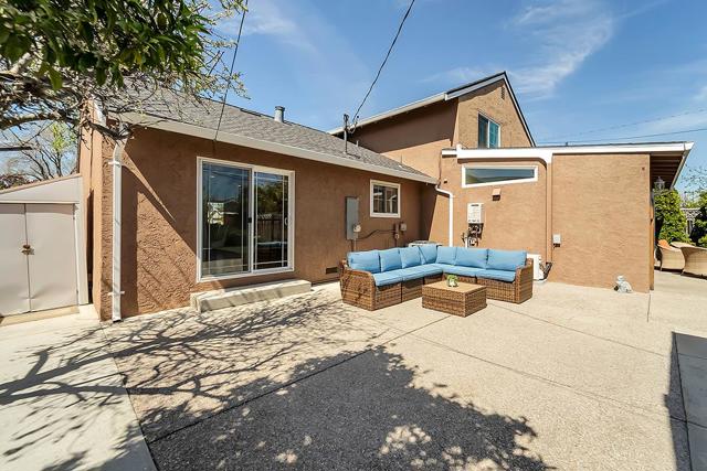 Image 36 of 41 For 84 Lavonne Drive