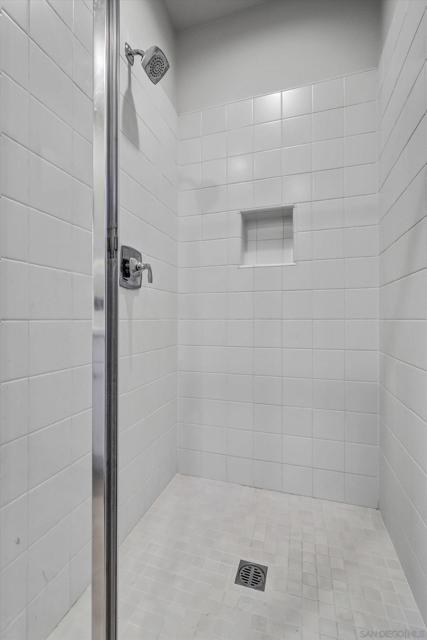 71 Kestrel, Irvine CA: https://media.crmls.org/mediaz/7146df65-c05d-4bdd-a63d-e3e1ba461945.jpg