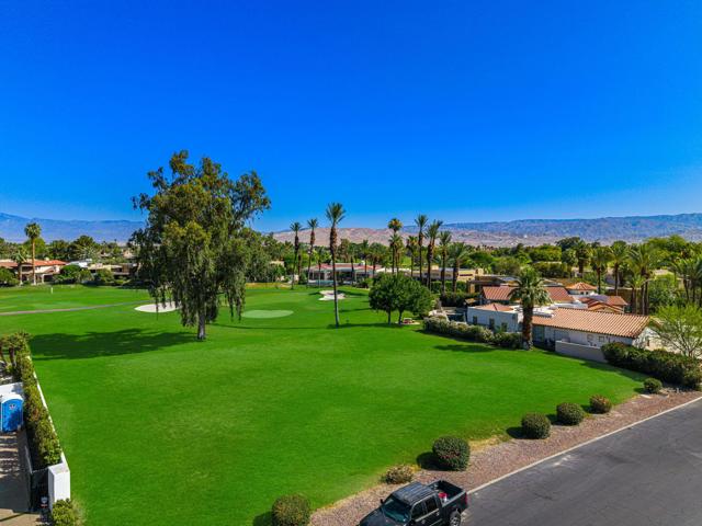 12115 Turnberry Drive, Rancho Mirage CA: https://media.crmls.org/mediaz/7146fd94-3276-407d-acb0-4d63247757b0.jpg