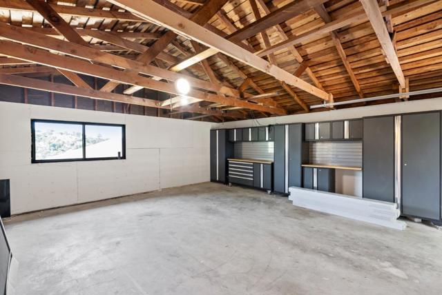 227 Winding Way, San Carlos CA: https://media.crmls.org/mediaz/71496127-de19-4bc5-912d-de9ebaf9a9bf.jpg