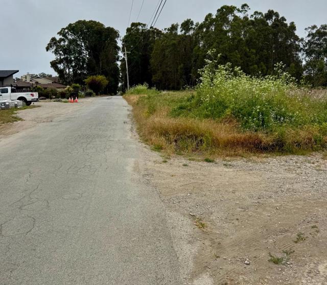 0 Bonita, Half Moon Bay CA: https://media.crmls.org/mediaz/7149a1c7-da6f-4951-96f2-1f6ab617a066.jpg
