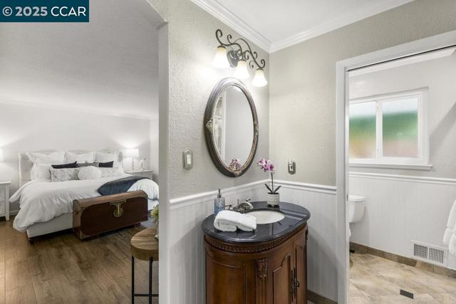 2302 Royal Oaks Dr, Alamo CA: https://media.crmls.org/mediaz/714b91de-d940-41b6-94d8-ceb8c38b3eb5.jpg