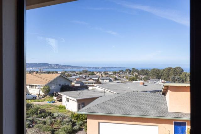 2050 Baldwin Court, Seaside CA: https://media.crmls.org/mediaz/714c4df5-aa6a-4108-b795-591accab6f44.jpg