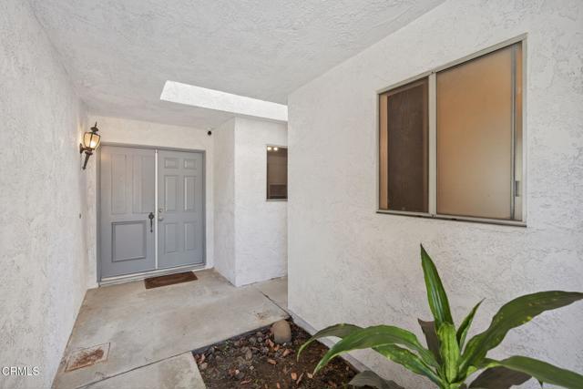 Detail Gallery Image 4 of 32 For 6368 Hunter St, Ventura,  CA 93003 - 5 Beds | 3 Baths