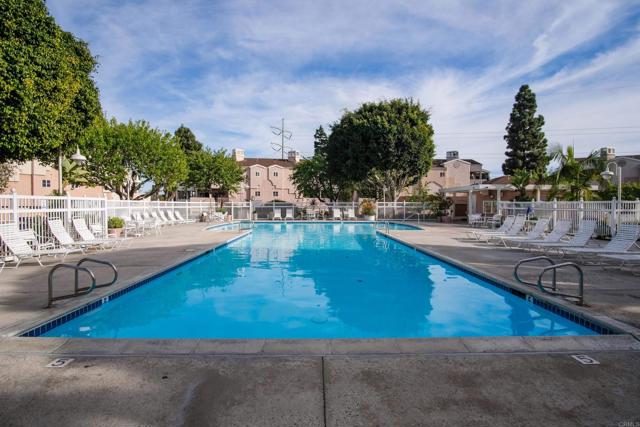 Detail Gallery Image 20 of 26 For 7067 Camino Revueltos #310,  San Diego,  CA 92111 - 2 Beds | 2 Baths