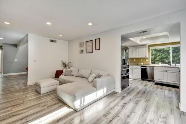 5078 Corte Verde Drive, San Jose CA: https://media.crmls.org/mediaz/714d19a8-d401-4b57-8830-9747a955e093.jpg