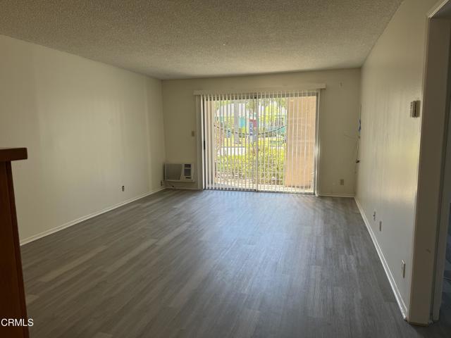 Detail Gallery Image 2 of 11 For 48 S Oak Ave #2,  Pasadena,  CA  - 2 Beds | 1 Baths