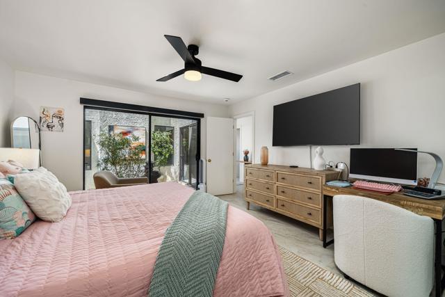 99 Camino Arroyo Place, Palm Desert CA: https://media.crmls.org/mediaz/714eb426-136c-4158-967f-fe3817b64ee4.jpg