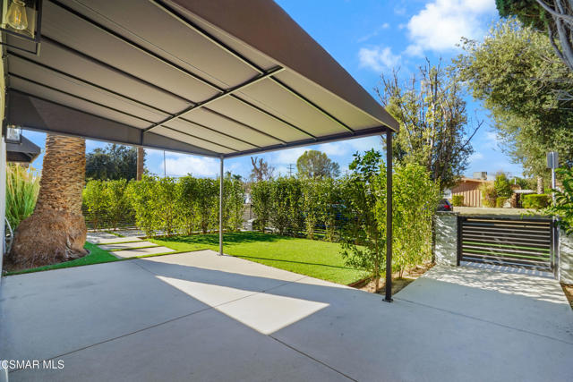 7804 Kentland Avenue, West Hills CA: https://media.crmls.org/mediaz/714fb5a6-f183-45cc-a20f-f35ee4999848.jpg