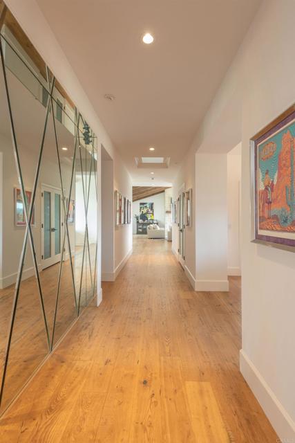3035 Paseo Cielo, Rancho Santa Fe CA: https://media.crmls.org/mediaz/71521d2a-fc70-4ed2-a938-5486bb2adfd5.jpg