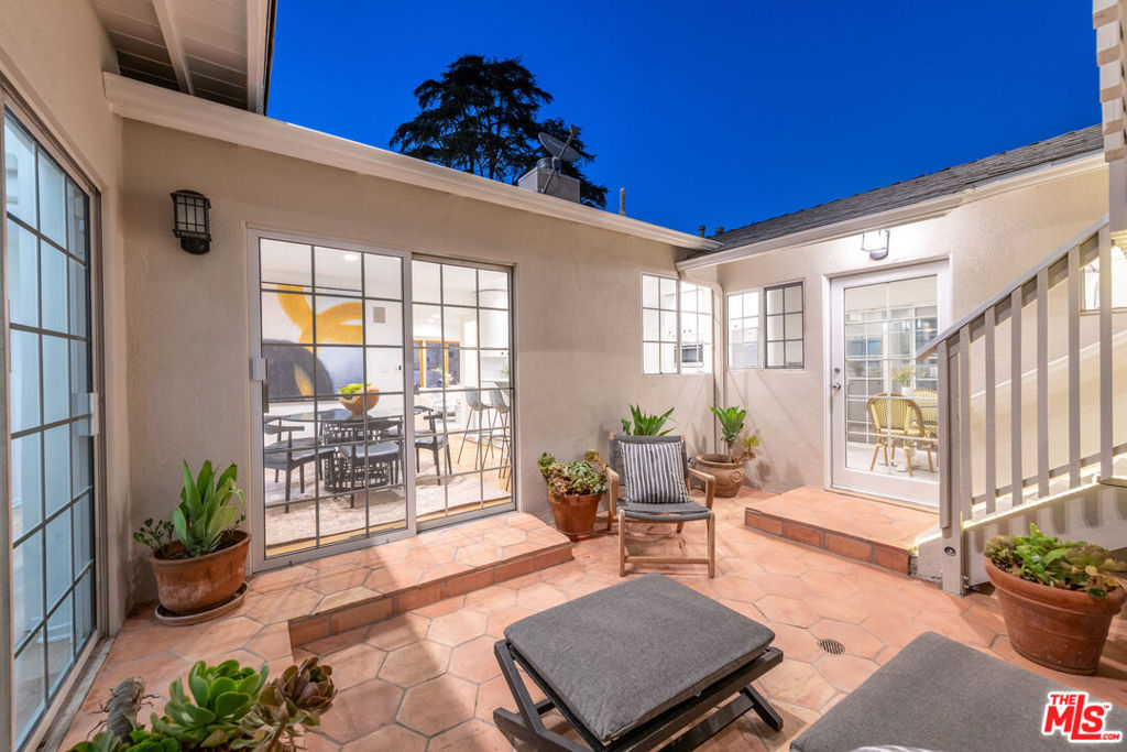 MLS #25543687 img 38