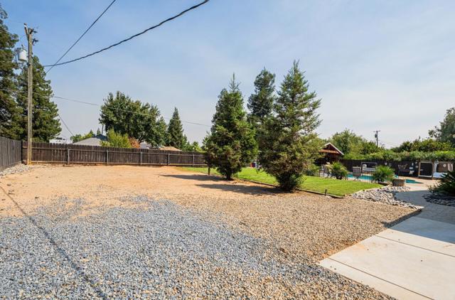 26891 Fonda Avenue, Madera CA: https://media.crmls.org/mediaz/715294a0-18e7-490c-84d5-1cb5f88c4beb.jpg