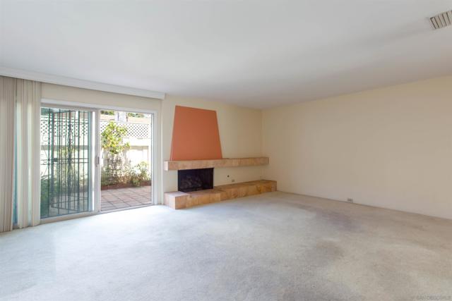 3216 Loma Riviera Dr, San Diego CA: https://media.crmls.org/mediaz/7152a6ba-0e47-4f2a-abeb-547b90b6c3f5.jpg