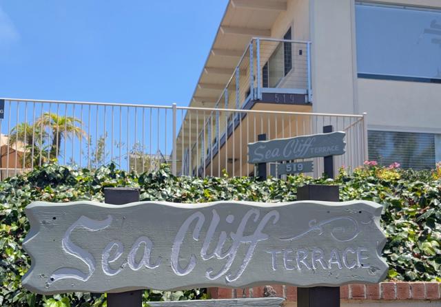 519 Stratford Court, Del Mar CA: https://media.crmls.org/mediaz/7153020d-5ce7-4a59-91d9-ed6e7773ffa4.jpg