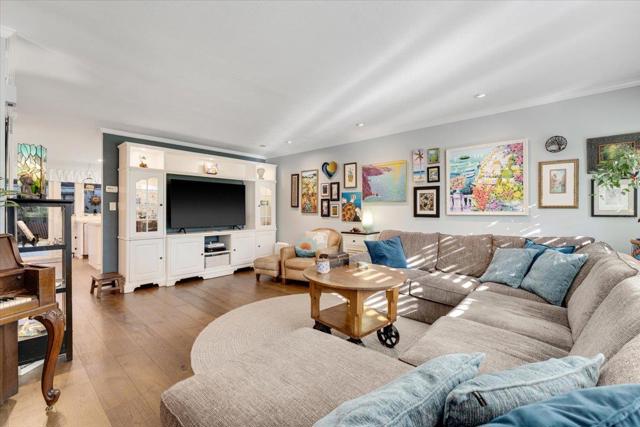 4568 Cimarron River Court, San Jose CA: https://media.crmls.org/mediaz/715338d0-a25e-40b1-a4e0-c664cd1b9065.jpg