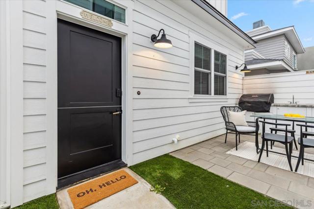 169 Donax Ave, Imperial Beach CA: https://media.crmls.org/mediaz/71535993-9f7e-42be-b5fe-965b4b00872a.jpg