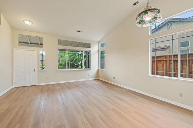 110 Walnut Meadows Court, Oakley CA: https://media.crmls.org/mediaz/7153971c-d933-45a6-9f71-45001f37d218.jpg
