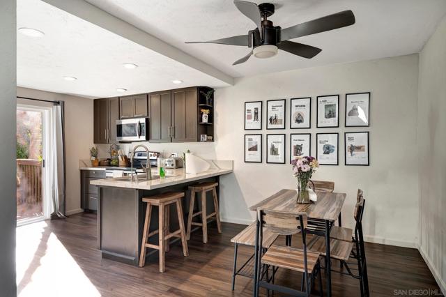 15755 Davis Cup Ln, Ramona CA: https://media.crmls.org/mediaz/7156d07e-7cb5-4ce9-b8f9-e0cb5405858a.jpg