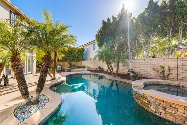 10616 Gingerwood Cove, San Diego CA: https://media.crmls.org/mediaz/7156fc13-29ad-46cc-ad9e-1576a18adbfa.jpg