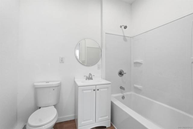 490 Lado De Loma Dr #1-4, Vista CA: https://media.crmls.org/mediaz/71572117-085c-454c-8a5a-040fb9580092.jpg