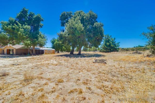 2920 Ribbonwood Rd, Boulevard CA: https://media.crmls.org/mediaz/7157beb7-033b-4beb-acf9-f323679cb0d3.jpg