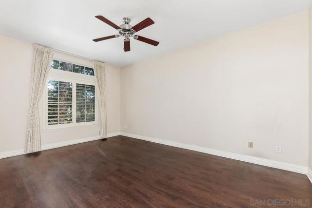 12646 Springbrook Dr, San Diego CA: https://media.crmls.org/mediaz/71580cc0-2337-44b7-b9bc-cf4eb95ab22d.jpg