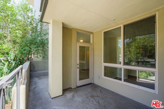 13044 Pacific Promenade, 121 photo 13